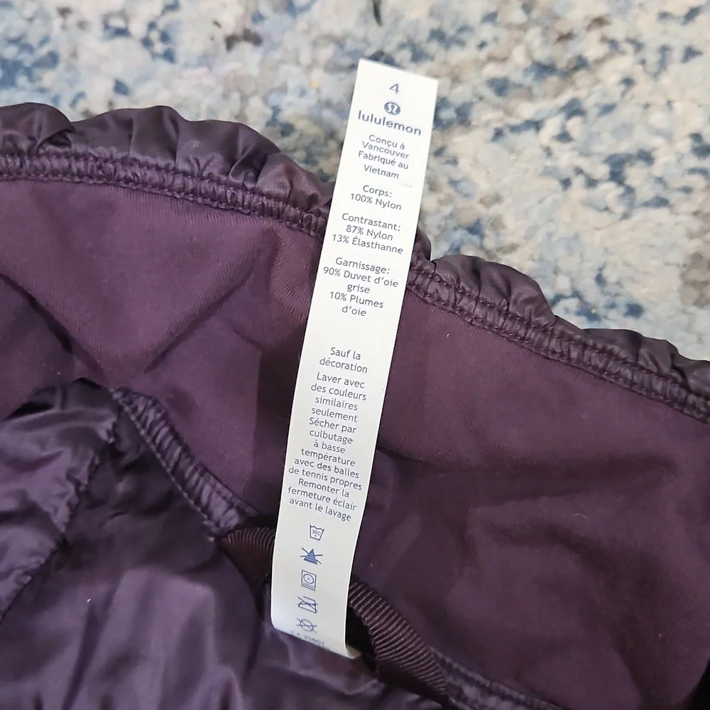 Lululemon Down For A Run Vest - Picture 9 of 12